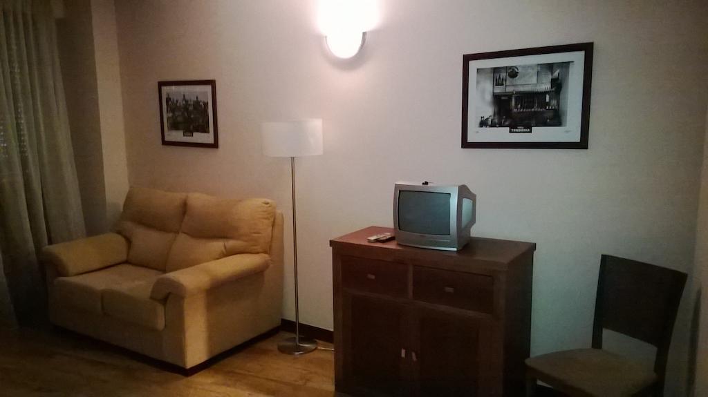 Hostal Patron Castanares de Rioja Room photo